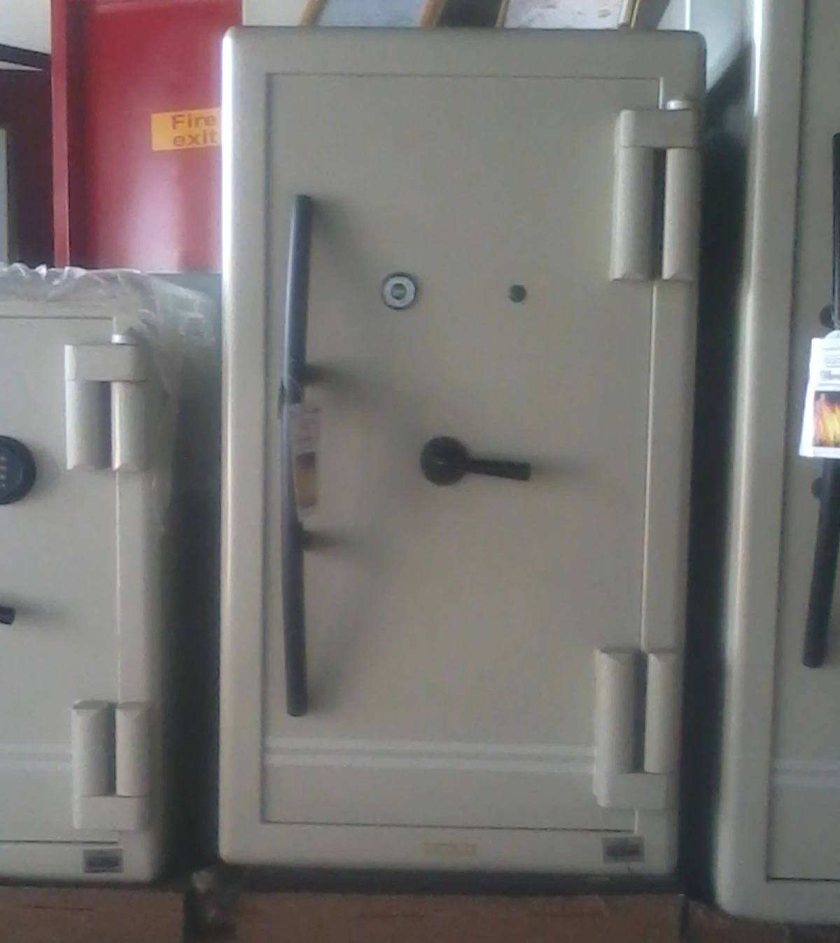 White Single Door Safe