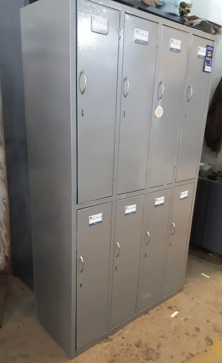 Grey Lockers