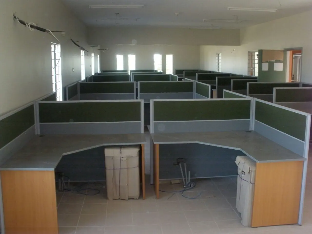 Workstation Photo 02